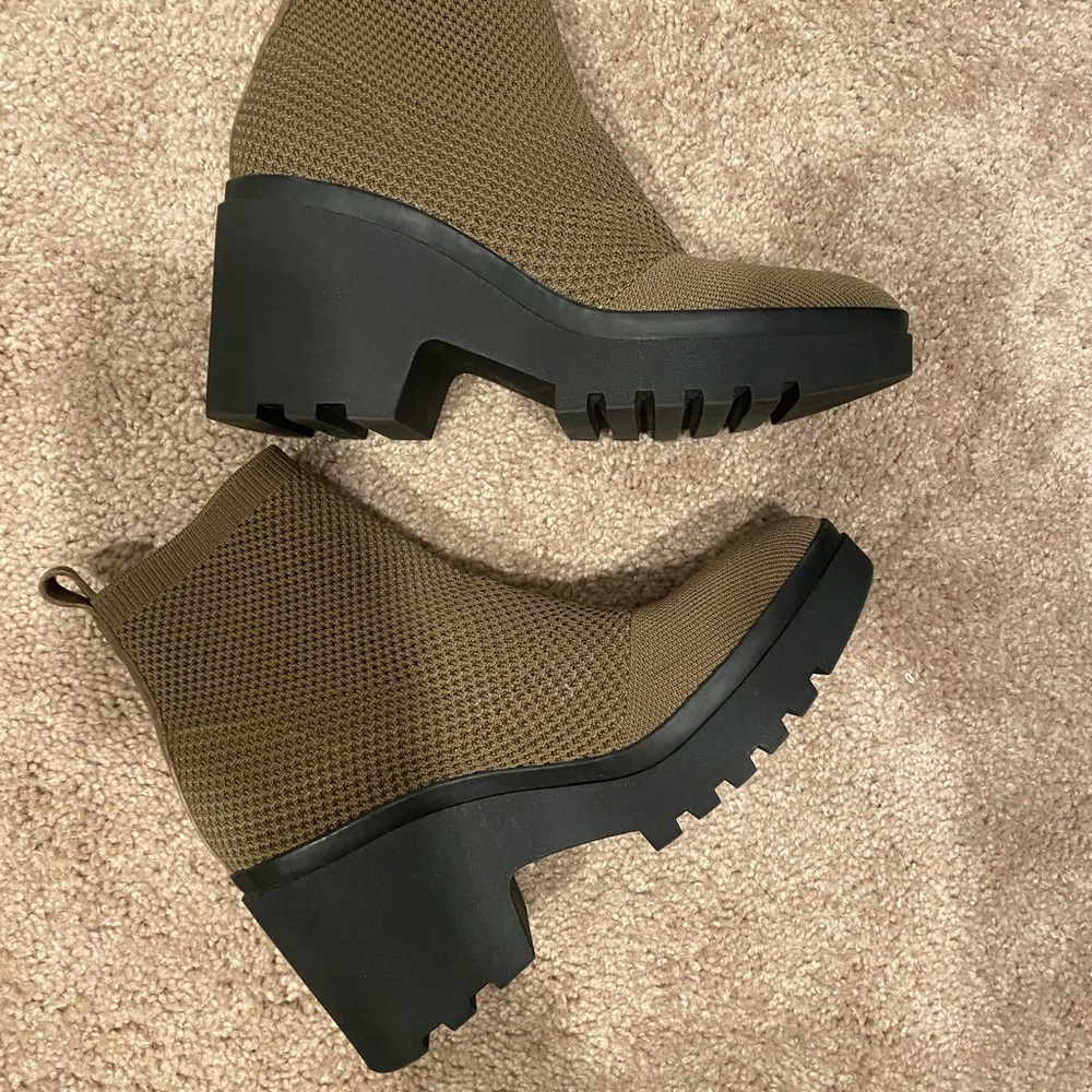 Eileen Fisher Olive Wedge Ankle Boots